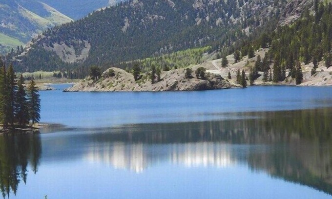 Lake City House | Trujillo's Lake Cabin - Amazing Unobstructed Views of Lake San Cristobal