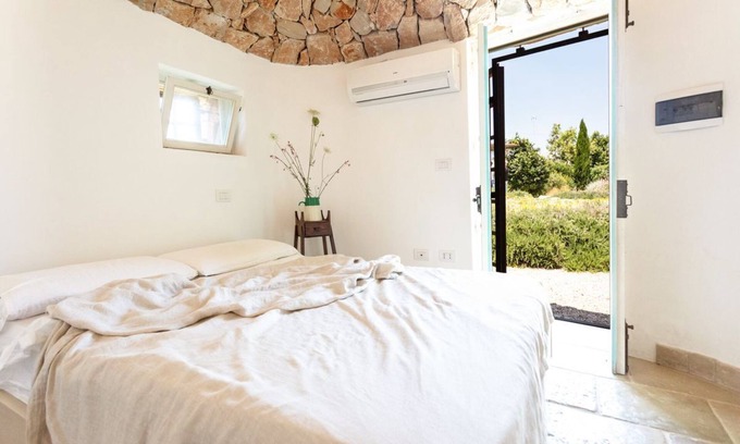 Capilungo House | Trullo Gelso - Salento Reservation