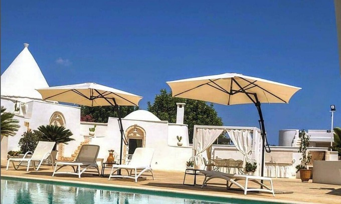 San Michele Salentino Villa | Trullo the Mulberry tree vacation home