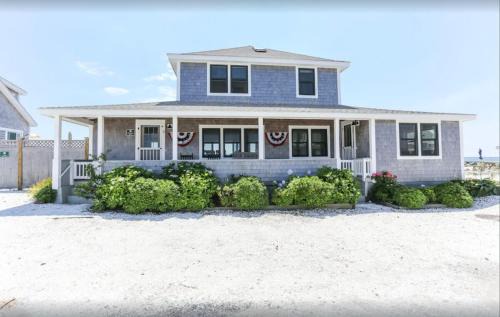 North Truro House | Truro Beachfront House For a Group