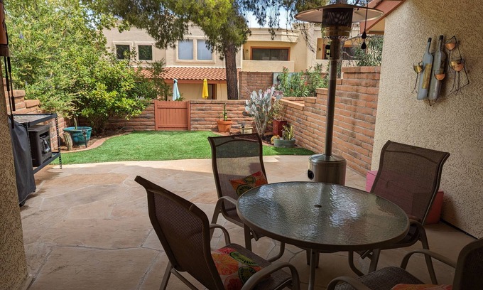 Tucson House | Tucson Oasis/Fast Internet/Ideal Workspace