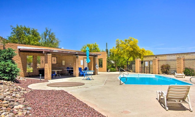Westside Development House | Tucson Townhouse with Patio Near Golf Course!