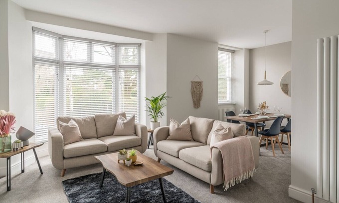 Windermere Apartment | Tudor House-Windermere Centre