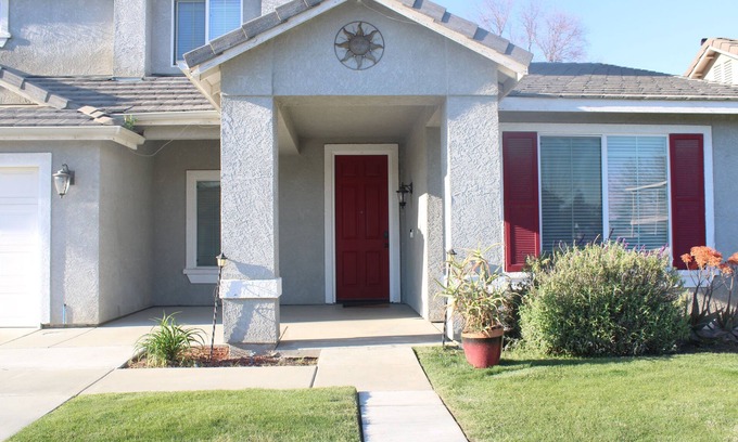 Tulare House | Tulare Cozy and Quiet Home near Sequoia Nat'l Park