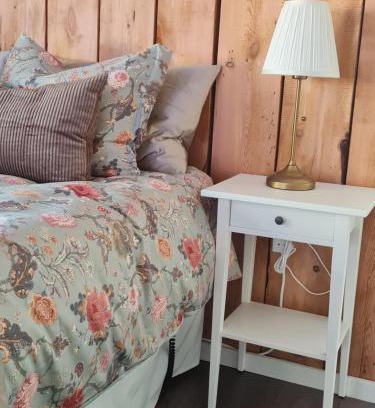 Deje Bed & Breakfast | Tulip Adventure