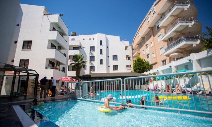 Altinkum Apartment | Tuntas Suites Altinkum