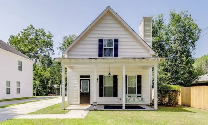 Pooler House | Tupelo Two Story - Near Savannah