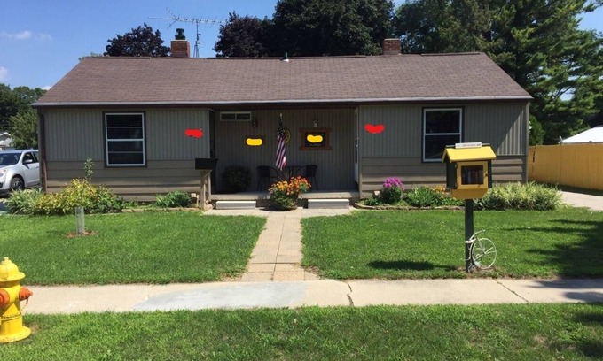 Green Bay House | Turn your rental experience from good to great by staying at the Lodge!