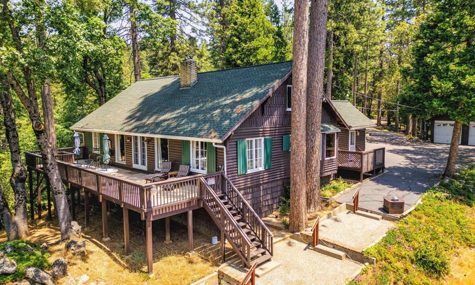 Twain Harte House | Twain Harte 47-Acre Gated Pool Estate