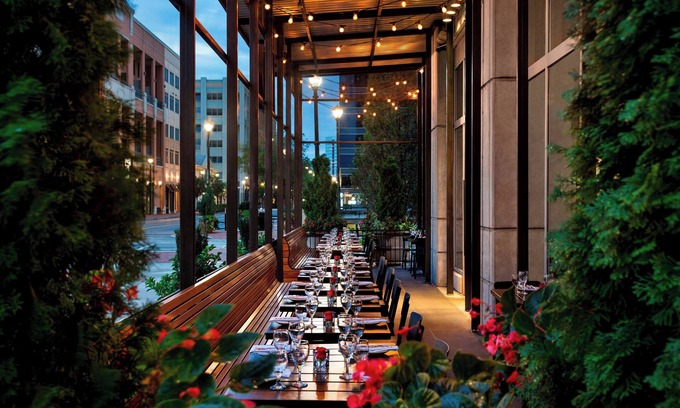 Atlantic Station Area Hotel | Twelve Midtown, Autograph Collection