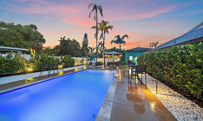 South Sarasota House | Twin Palms | Two Houses + Private Pool!