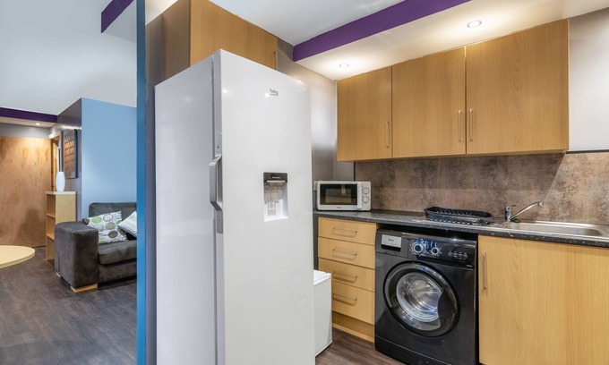 Newcastle-upon-Tyne Apartment | Two Bedroom Open Plan Newcastle City Centre Sleeping 12 People