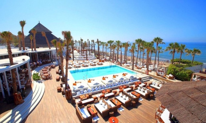Nikki Beach Apartment | Two bedroom apartment in Marbella Park beach Elviria