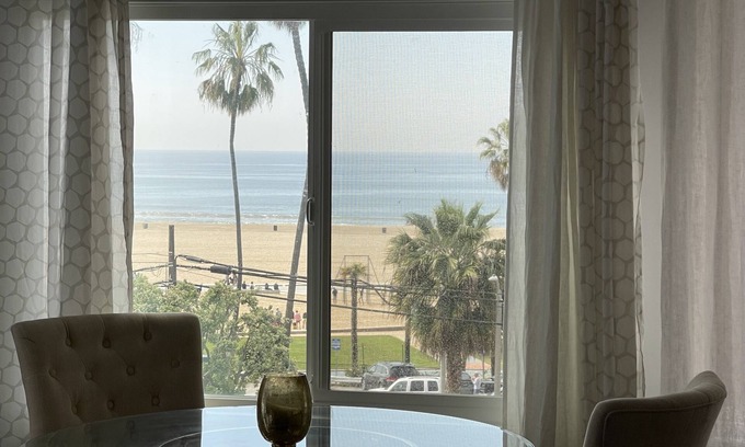 Downtown Apartment | Two bedroom apt on the beach with ocean view!