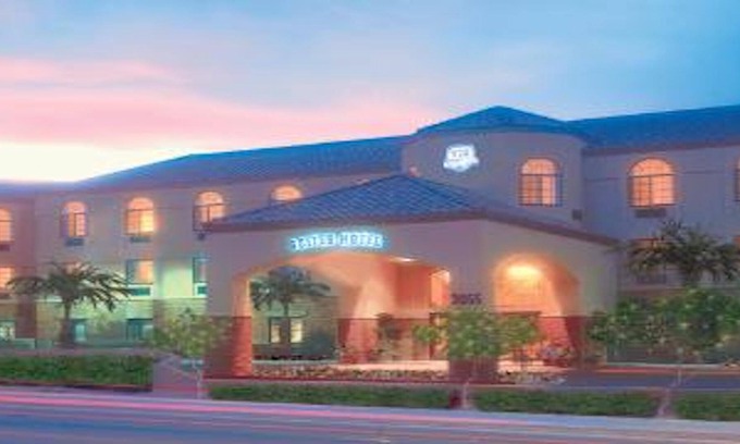 Palo Verde Condo | Two Bedroom at Varsity Clubs of America-Tuscon Chapter, AZ