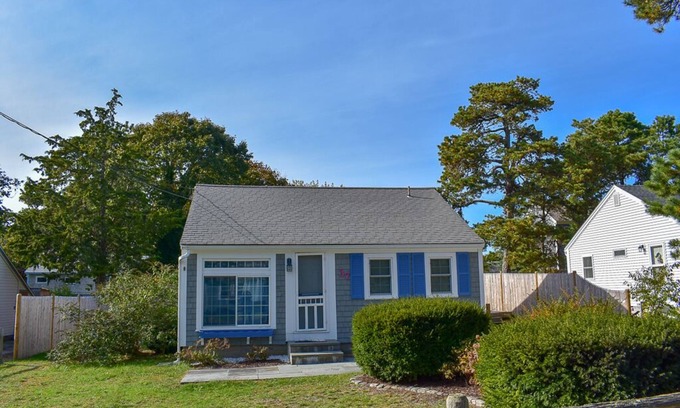 Dennis Port House | Two bedroom cottage only 2/10's mile to beach