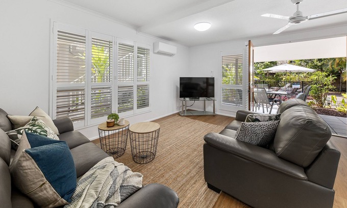 Noosaville Resort | Two Bedroom Deluxe Ground Floor Pool View Apartment