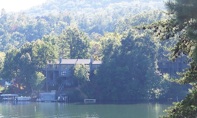 Lake Lure Condo | Two Bedroom Luxury Condo, Lake Lure, NC (2054640)