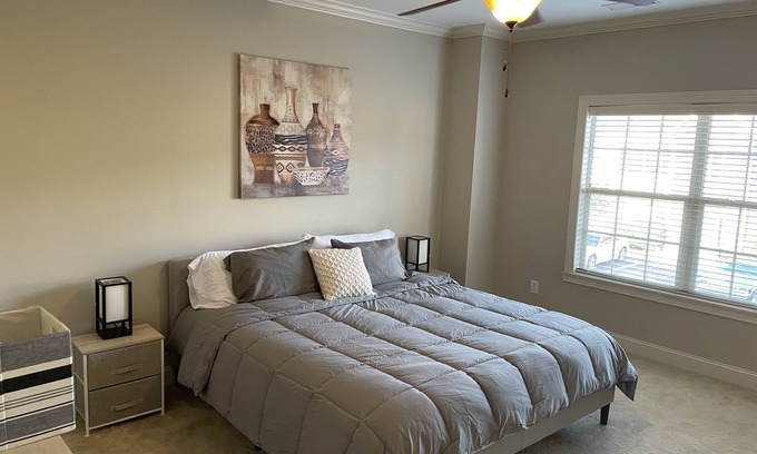 Huntsville House | Two bedroom South Huntsville Townhouse
