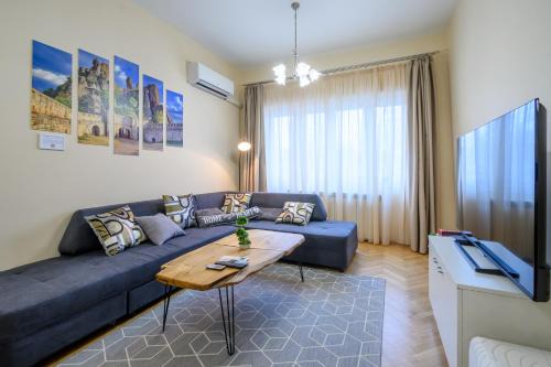 Sofia City Center Apartment | Two Luxury Condos by NDK and National Stadium with 2 Free Parking Spots