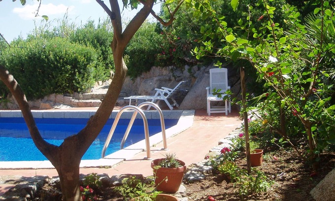 Notteri House | Two-room apartment #5 with pool, 200 m from the sea, Villasimius, Sardinia