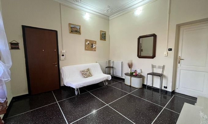 Foce Apartment | Two-room apartment with parking space