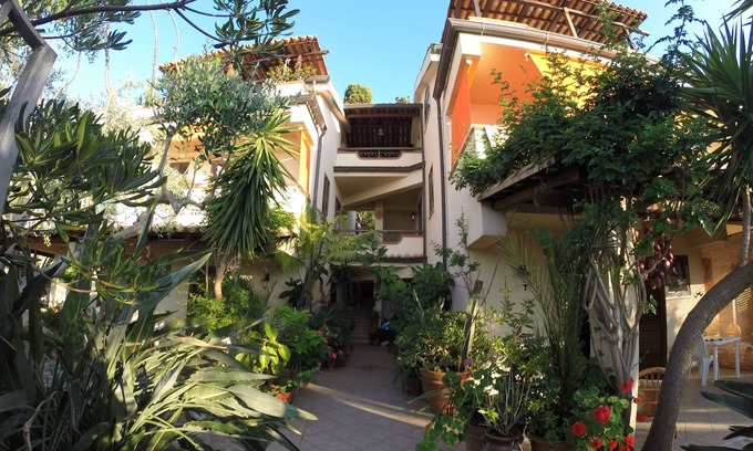 Parghelia Apartment | TWO-ROOM APARTMENTS 4 BEDS RESIDENCE "POUSADA MICHELINO"