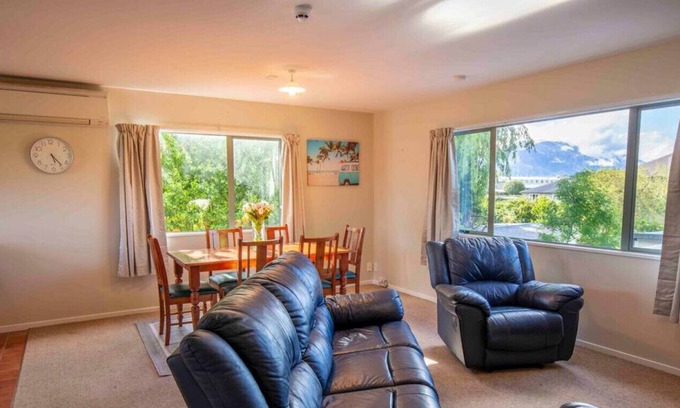 Methven Apartment | Two Storey Apartment Main Street