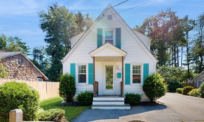 Old Orchard Beach House | Two-story dog-friendly house with enclosed yard, grill, patio, W/D