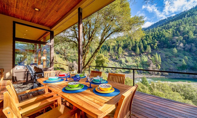 Burnt Ranch House | Two-Story Riverfront Home w/Beautiful Kitchen & Private Hot Tub
