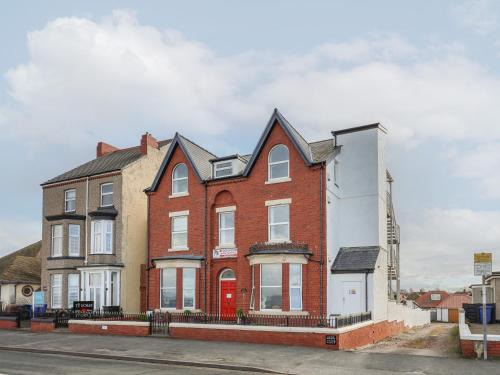 Rhyl Apartment | Ty Canol
