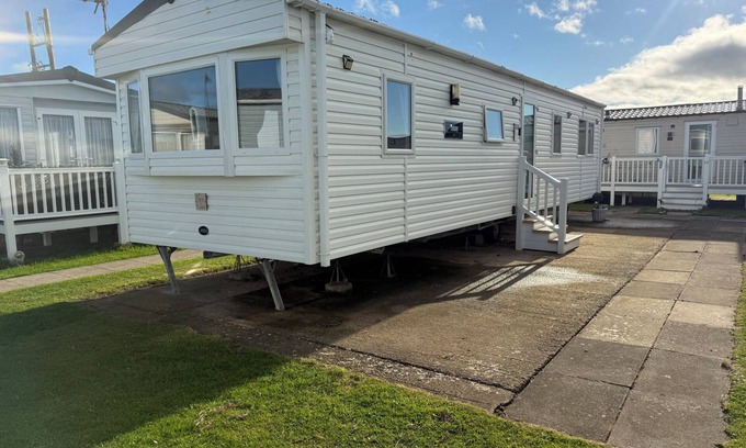 Towyn Cottage | TY CARIAD, family friendly, country holiday cottage in Towyn