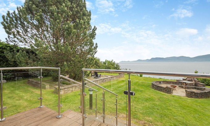Beaumaris Cottage | Ty Glan Mor (The Beach House)