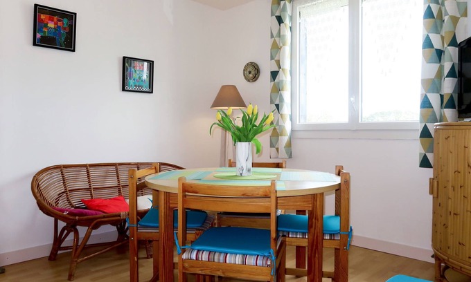 Goulien Apartment | Ty Ménez by Interhome