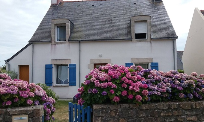 Treffiagat House | TY MARIA fisherman's house near the beach and Guilvinec