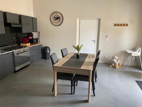 Lancon-Provence Apartment | Type t3 Lancon de Provence