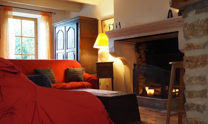 Saint-Ciergues House | Typical house, lake view room, sleeps 10 WIFI.