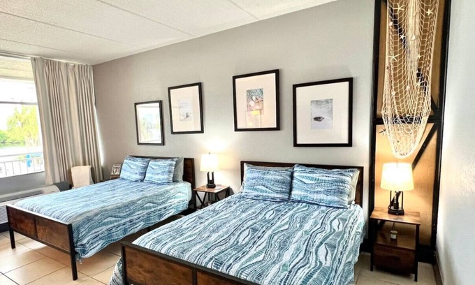 Ruskin Condo | U617 Canal and Pool Little Harbor