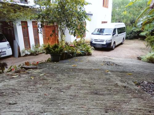 Hali-Ela House | Uduwara Holiday Home