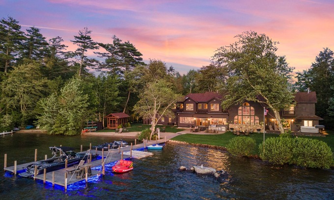 Moultonborough House | Ultimate Lakefront Vacation Home for Rent - Lake Winnipesaukee - Amazing Sunsets