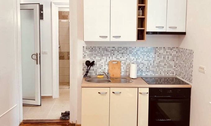 Old City Condo | Ultra-central moden and big apartment P4