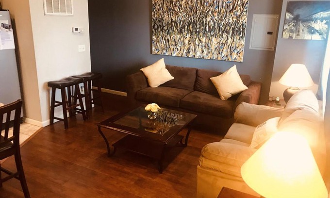 Union City Apartment | Ultra Spacious Penthouse - Apt 2 - 3 Combo -15 Mins from NYC