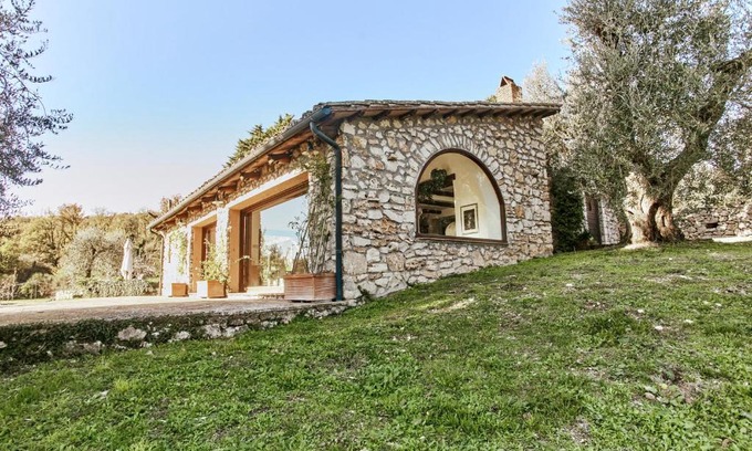 Penna in Teverina Villa | Umbria Luxury Villa Pool&OliveTrees