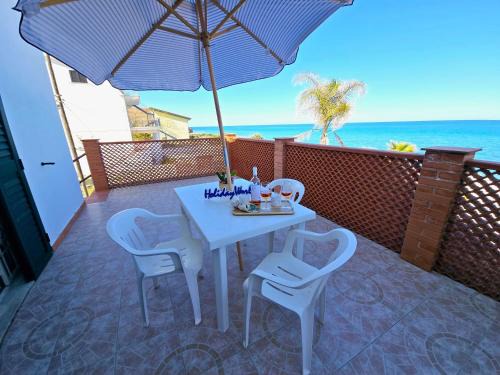 Calopezzati Apartment | Un Soffio dal Mare by Holiday World