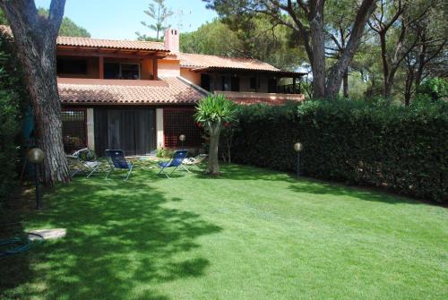 Santa Margherita di Pula House | Una Pineta Sul Mare A Due Passi Dal Forte Village