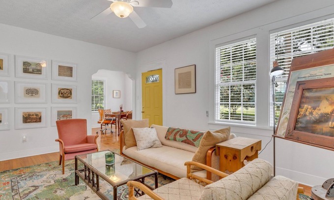 Parkside House | Unbeatable Location on Daffin Park w/Parking and Yard by Lucky Savannah