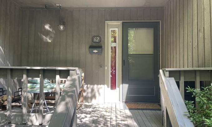 Carrboro House | UNC 3BR Retreat @ Village West