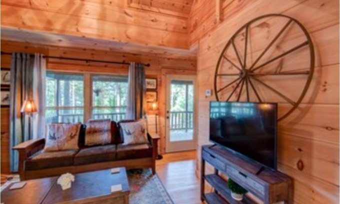 Valle Crucis Cabin | Uncle Earl's Haven at Heritage Hill!