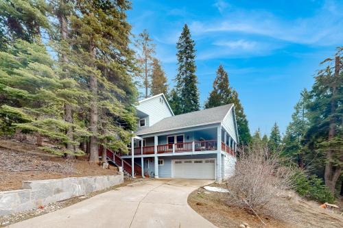 Shaver Lake House | Under The Stars