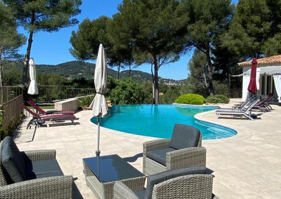 Le Beausset Bed & Breakfast | Une Pause en Provence